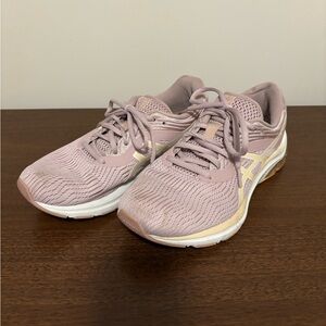 ASICS Women's Pink Athletic Shoes 7.5